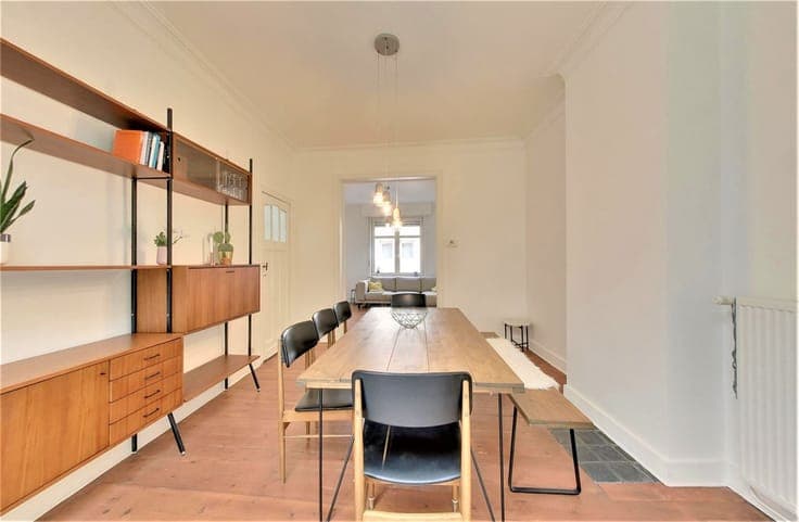 Instapklare karaktervolle woning met 4 slaapkamers in het...