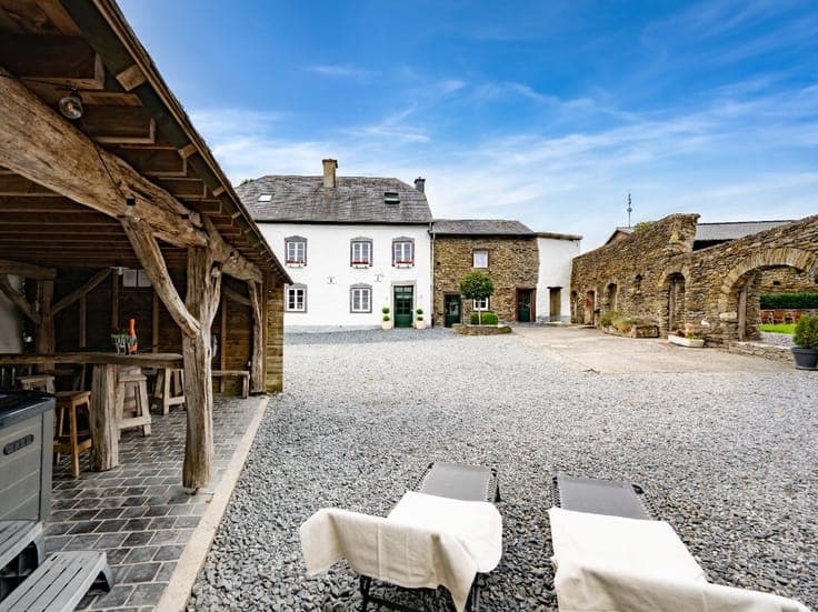 23-Person Holiday Home – GOUVY