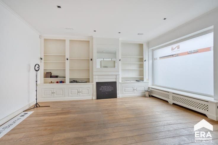 MIXED-USE BUILDING – WAREHOUSE, COMMERCIAL SPACE & APARTMENT