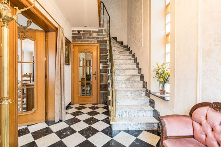 Semi-detached family home with light, structure & potential