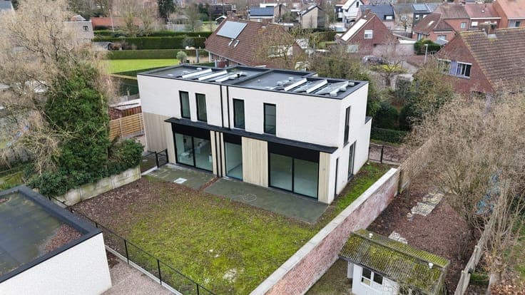 Half-open nieuwbouwwoning in Beveren (Roeselare), op zeer...