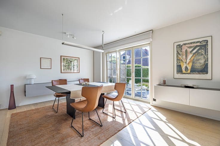 Verzorgde woning met 3 of 4 slaapkamers en zuidgerichte t...
