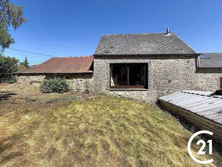 A 5 min de Ciney Centre: belle maison en pierres avec jardin