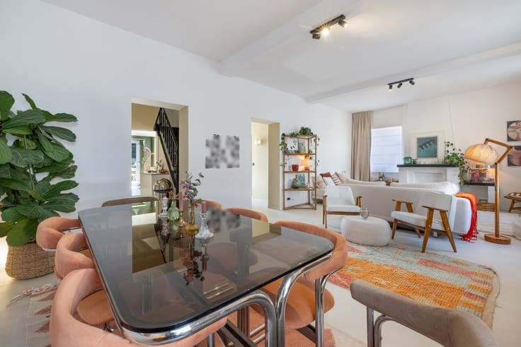 Beautiful, fully renovated house – 4 bedrooms