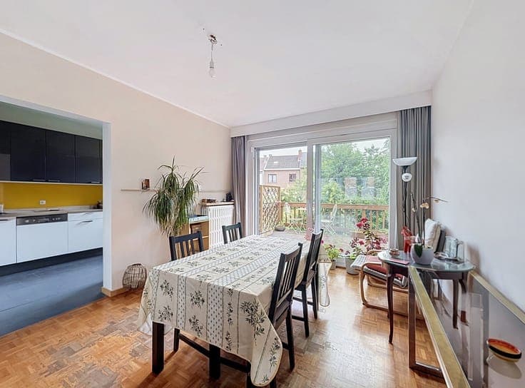 BERCHEM-SAINTE-AGATHE - 5 bedroom house with garden +/-212m²