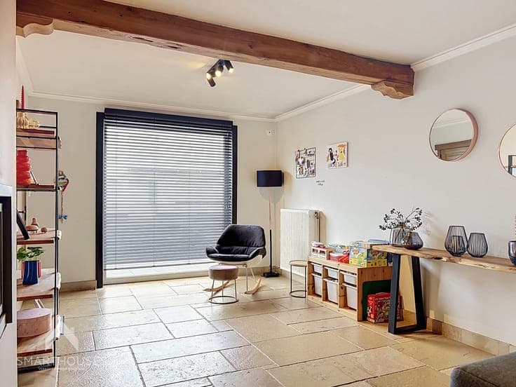 Move-in ready family home with 3 bedrooms and garage