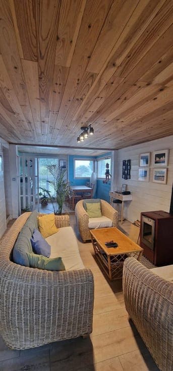 Lovely 1-bedroom bungalow