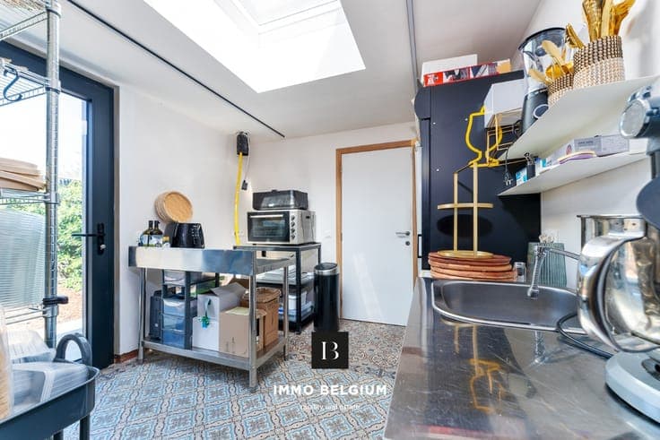 Ruime gerenoveerde woning met 4 slaapkamers in het centrum