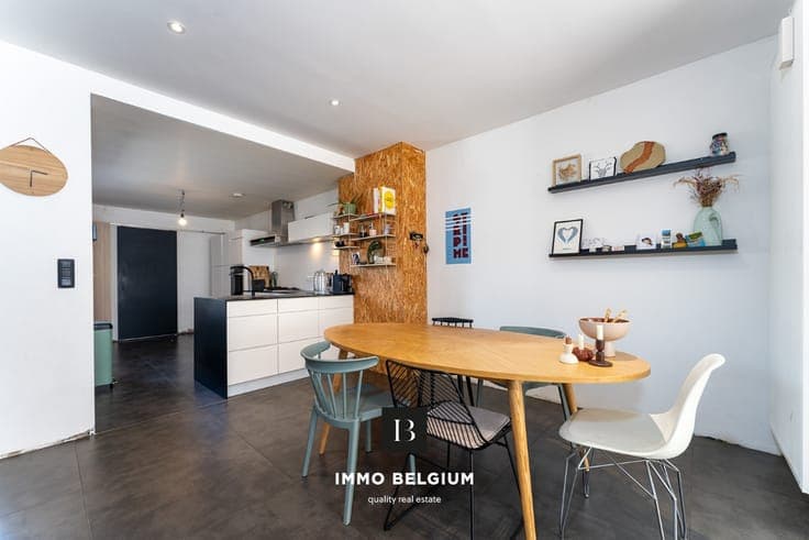 Ruime gerenoveerde woning met 4 slaapkamers in het centrum
