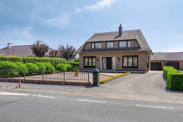 Charmante vrijstaande woning met 4 slaapkamers op een rui...