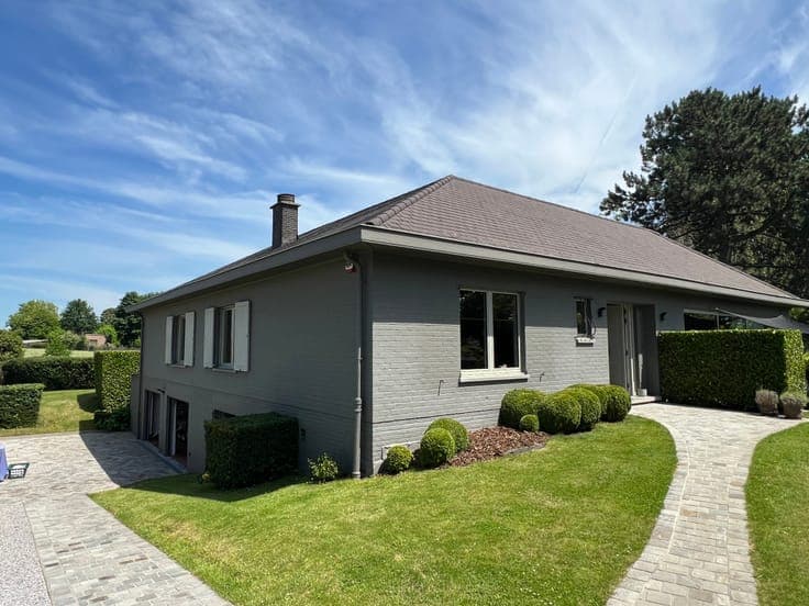 Charming villa with 4 bedrooms in Meise