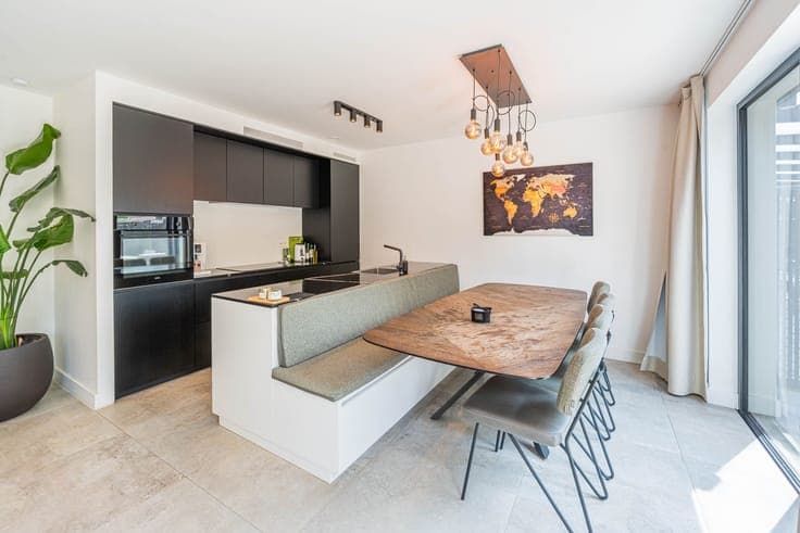 Recent Energy-Efficient Home in the Heart of Terhagen!