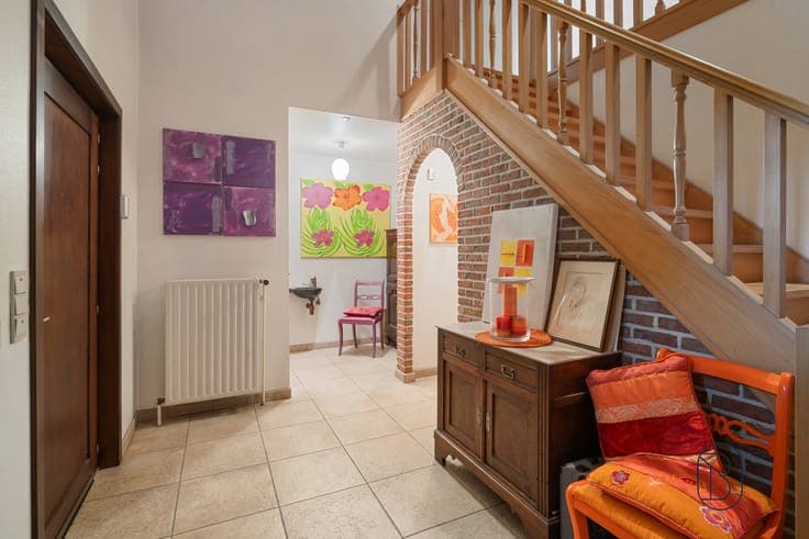 Quality villa with +110 m² workshop in Mouscron