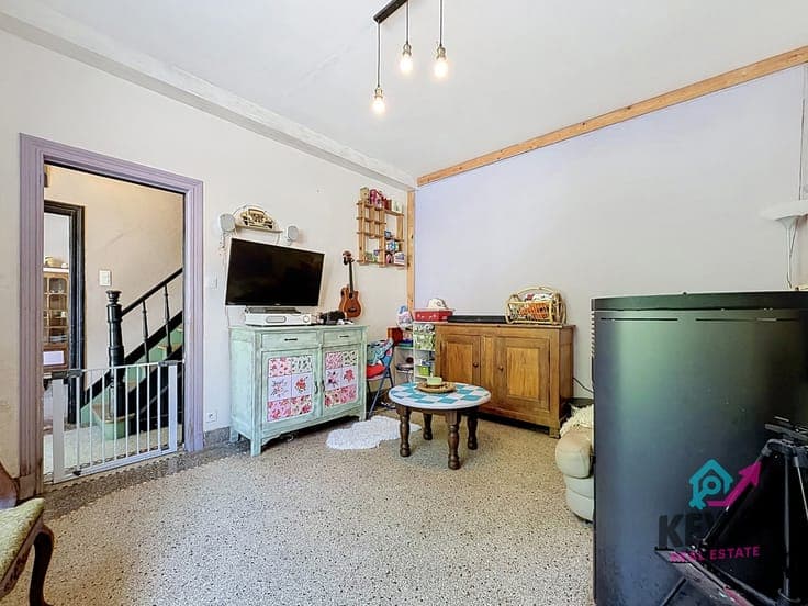 Family home with 4 bedrooms and garden in Dinant