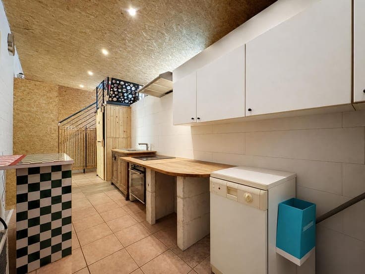 Family home with 4 bedrooms and garden in Dinant