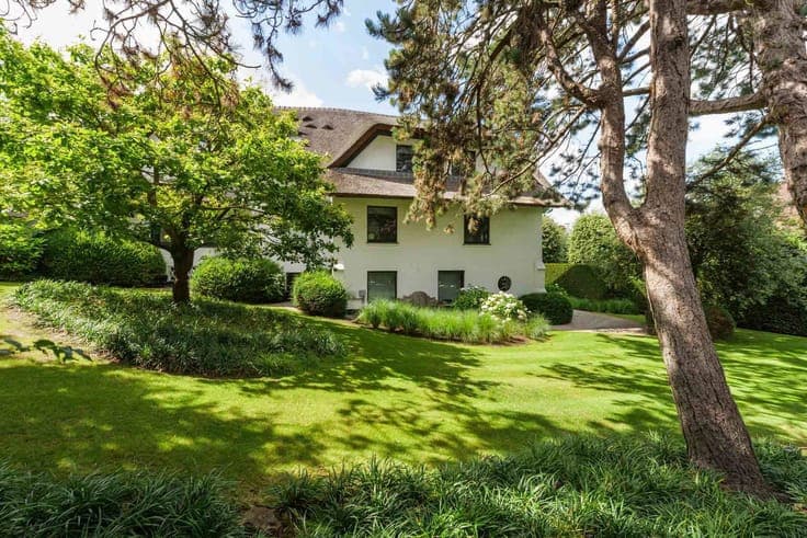 Villa for sale in a private lane in Knokke Zoute, Zeeuwspad