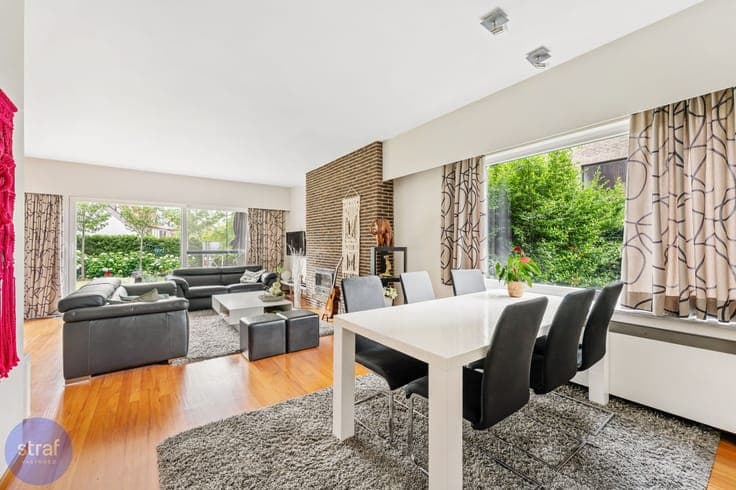 Villa met 4 slaapkamers en zuidtuin op Toplocatie