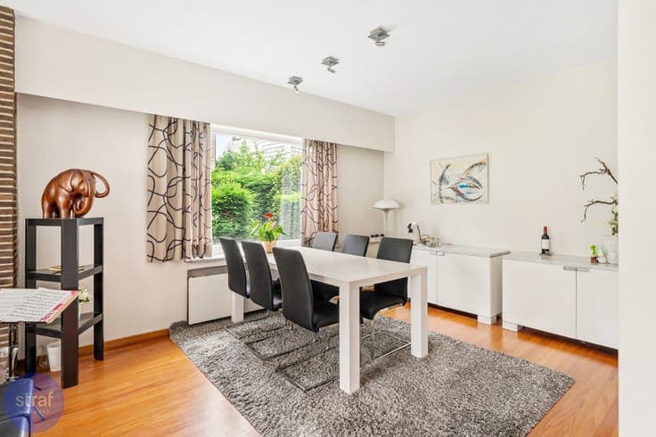 Villa met 4 slaapkamers en zuidtuin op Toplocatie