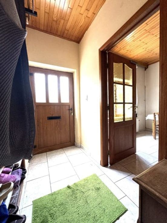 MAISON FAMILIALE– 4 CHAMBRES, GARAGE ET JARDIN