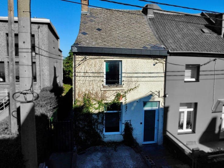 Maison idéalement située avec jardin !