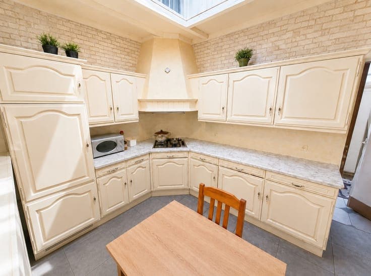 Karaktervolle stadswoning met 2 slaapkamers, keuken en ba...