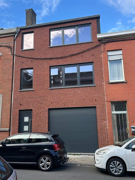Agréable maison 2 façades avec jardin