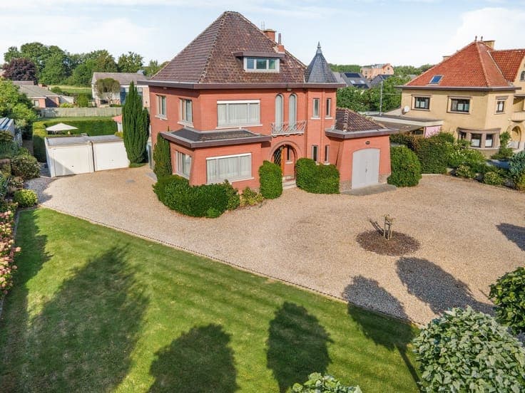Mansion