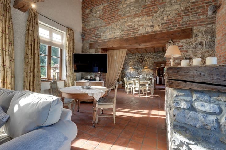 Renovated 17th-century farmhouse set on a 3,700 sqm plot