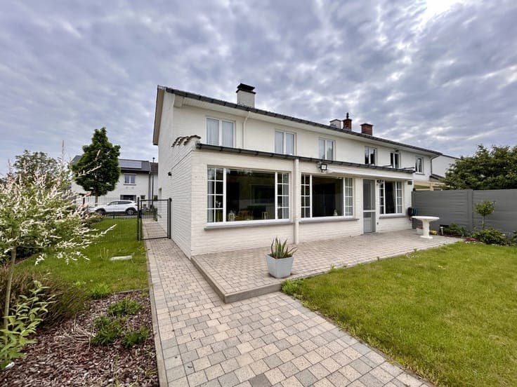House in Ninove