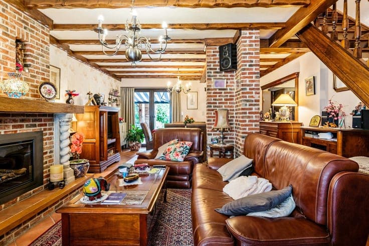Characterful semi-detached house in the green municipality