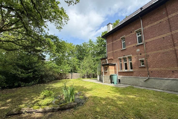 Characterful house in a quiet location