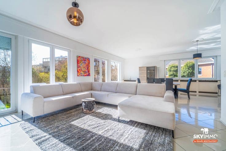 SPACIOUS 3-FACADE HOUSE – 5BR – 600 SQM – LAEKEN !
