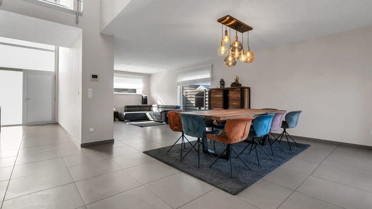 Trendy gezinswoning met open leefruimte, 4 slaapkamers en...