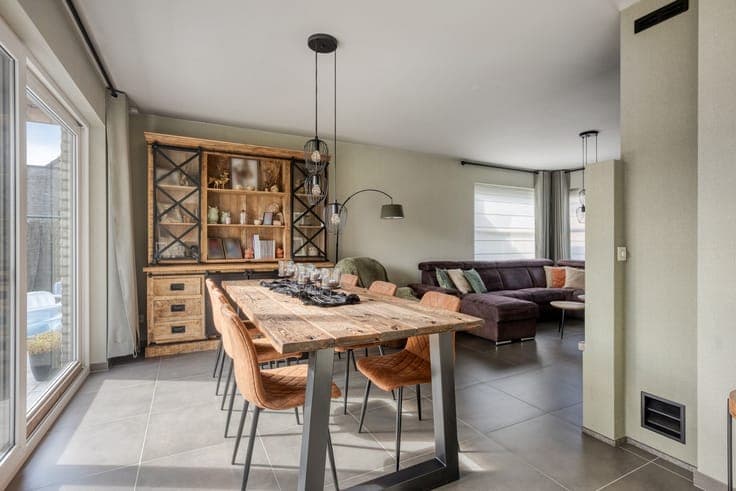 Instapklare alleenstaande woning met prachtige tuin en du...