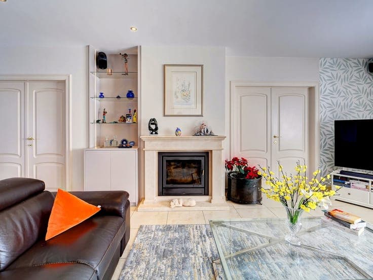 Villa from 2004 for sale with good rental yield in Tervuren