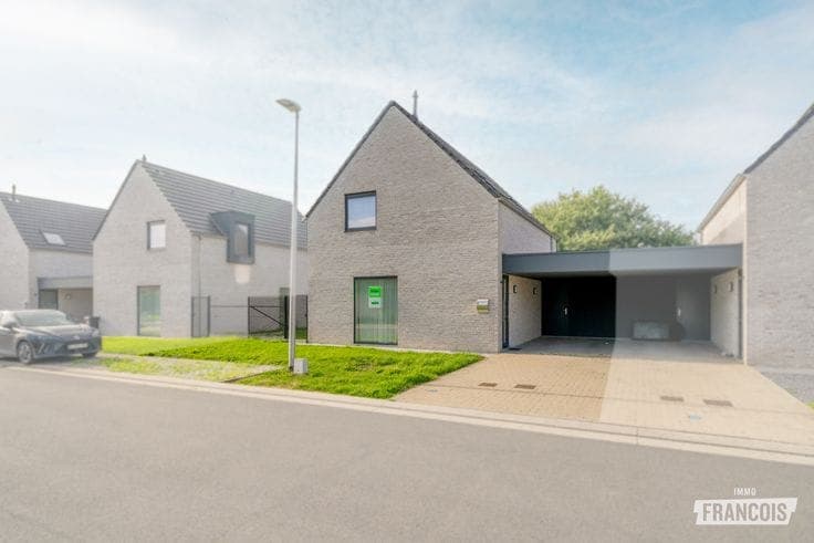 High-quality 3-bedroom home with an EPC rating of A in a ru…