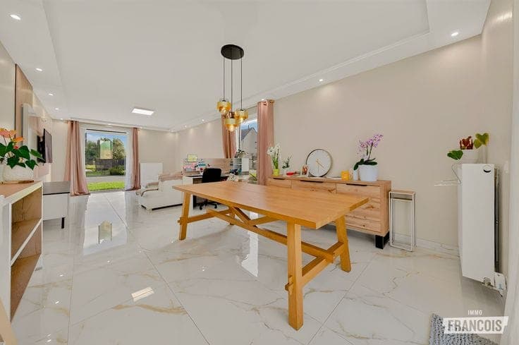 High-quality 3-bedroom home with an EPC rating of A in a ru…