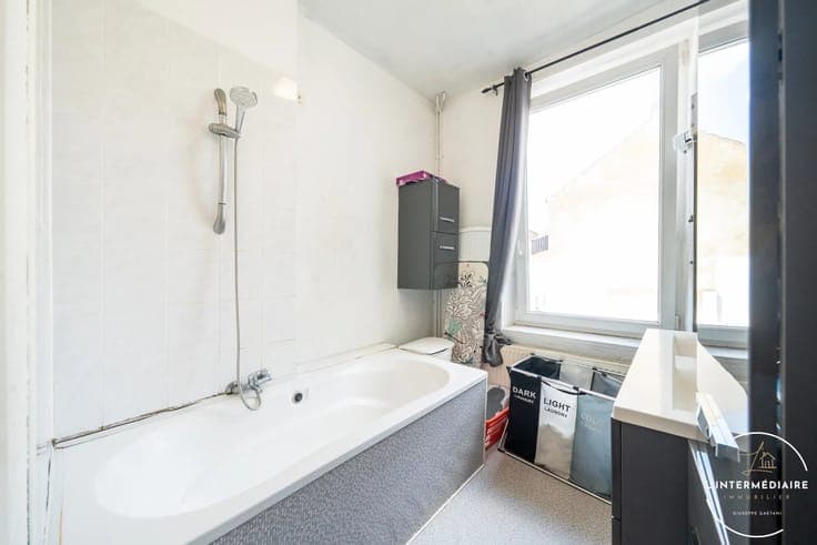 Sale - House Châtelet - 139,000 €