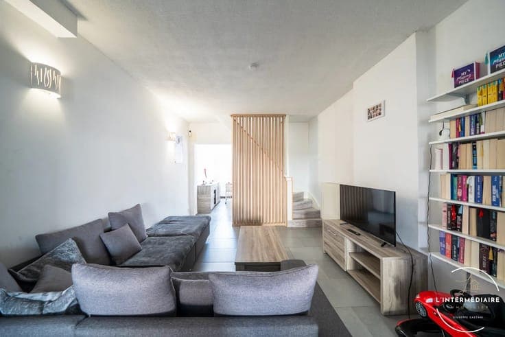 Sale - House Châtelet - 139,000 €