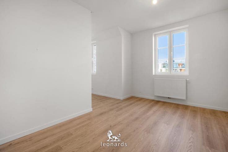 Spacious semi-detached new-build home for sale in Desselgem