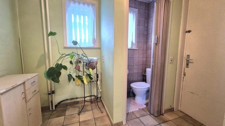 Instapklare ruime woning in het centrum met praktijkruimt...