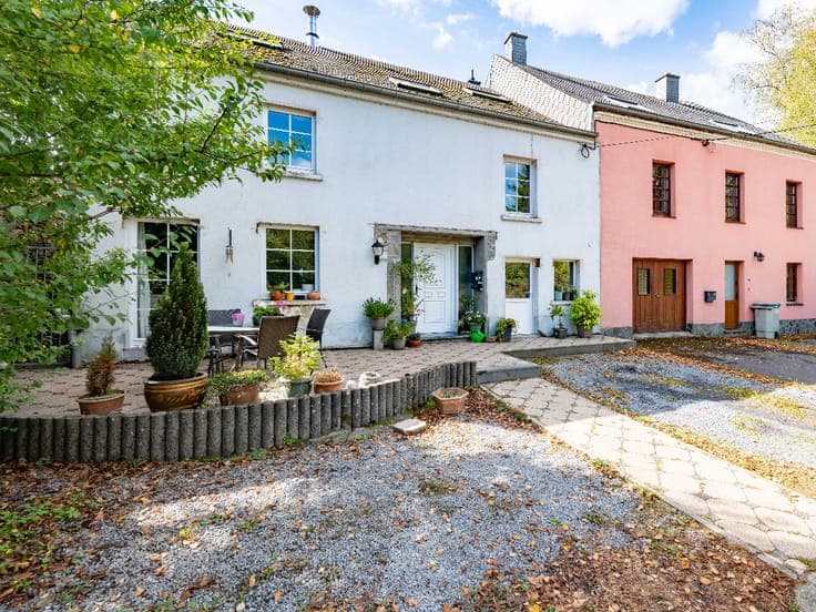 4-Bedroom House in Marbehan