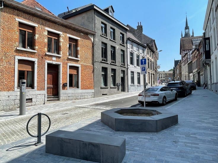 Our favourite, 5-bedroom mansion with 2 bathrooms