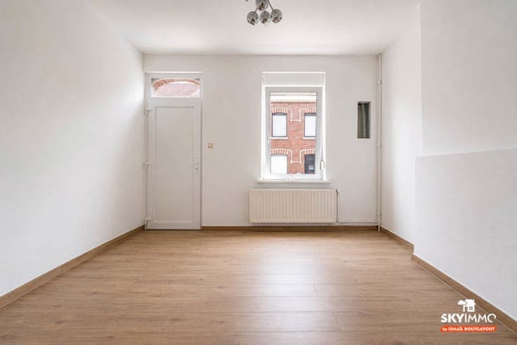 GRÂCE-HOLLOGNE - MAISON 3 CH. AVEC JARDIN - GROS POTENTIEL