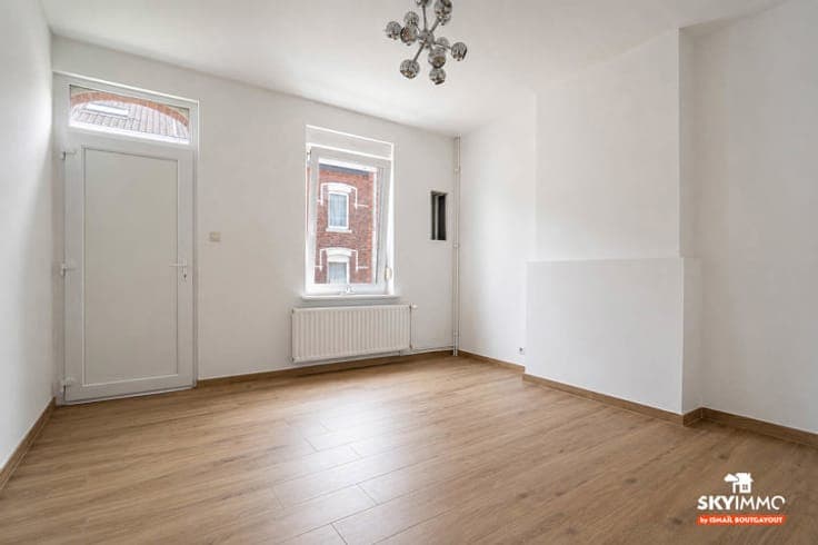 GRÂCE-HOLLOGNE - MAISON 3 CH. AVEC JARDIN - GROS POTENTIEL