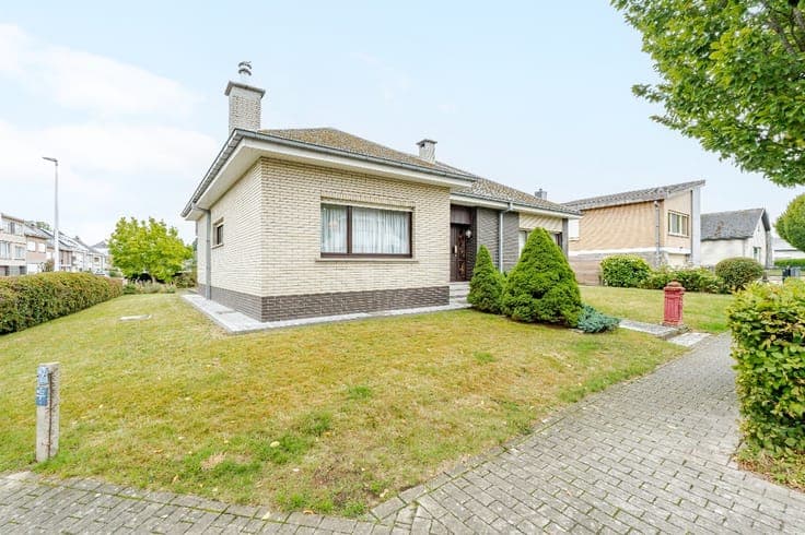 Spacious single-storey home with a large garden!