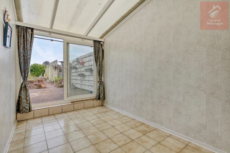 Ruime gezinswoning met 4 slaapkamers en grote tuin
