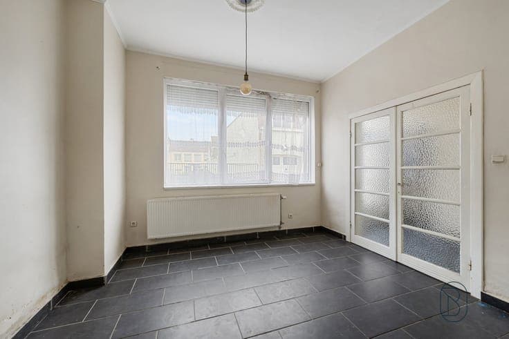 House with 2 rooms in Ronse centre near station