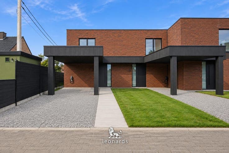 Energy-efficient home near De Gavers (6% VAT possible)