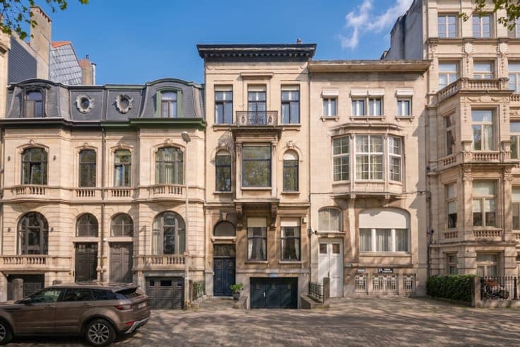 Characterful townhouse with spacious garden!
